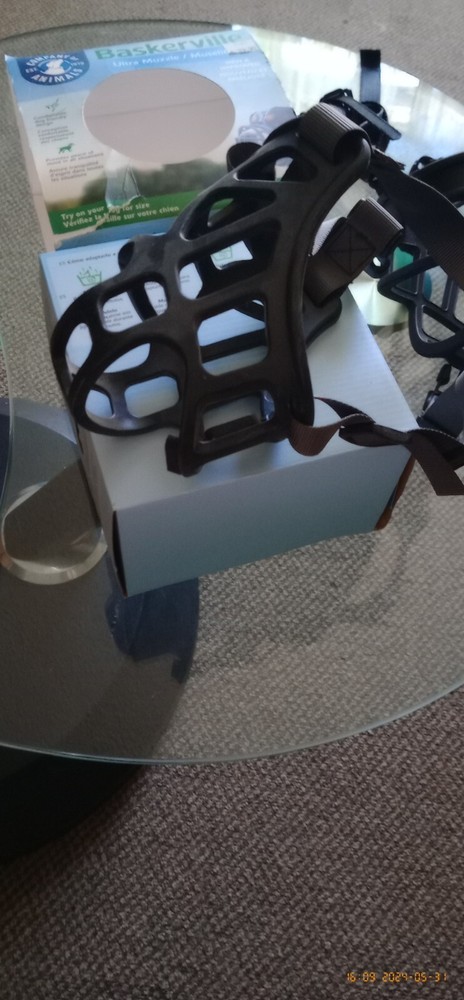 baskerville muzzle size 6 and 4