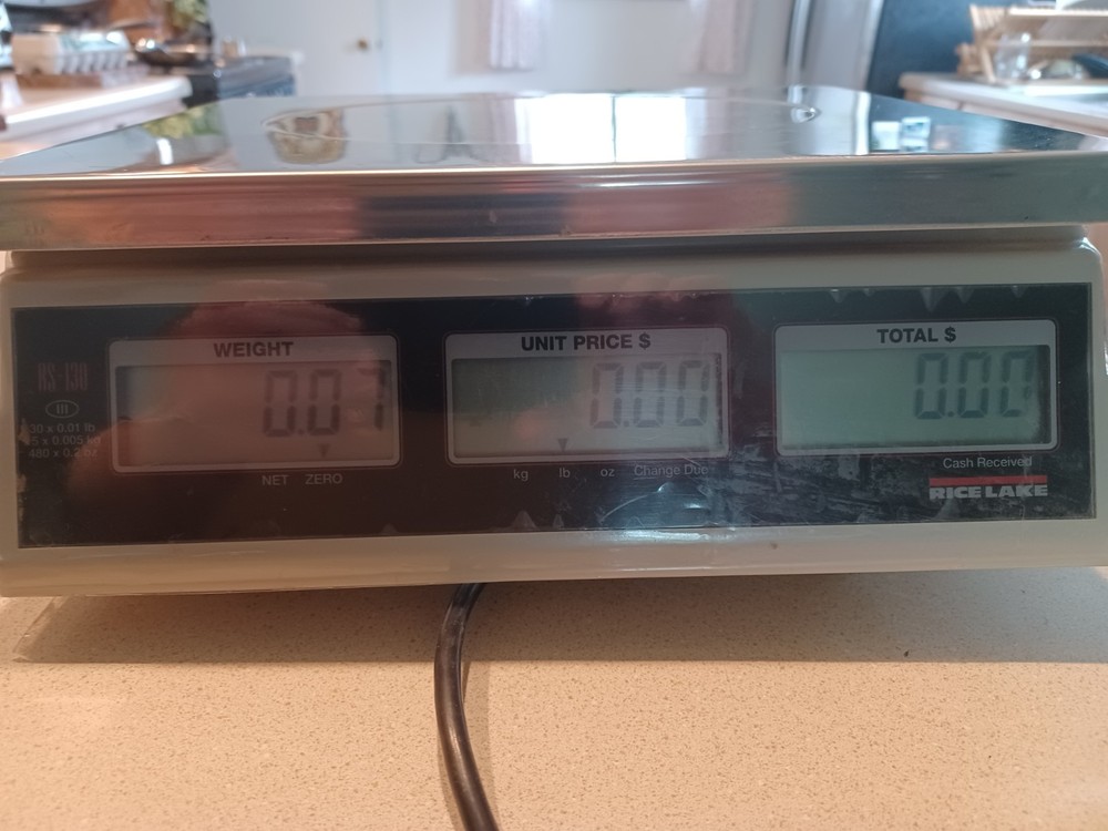 Rice Lake 167941 RS-130 Bench Digital Price Computing Scale Includes cord