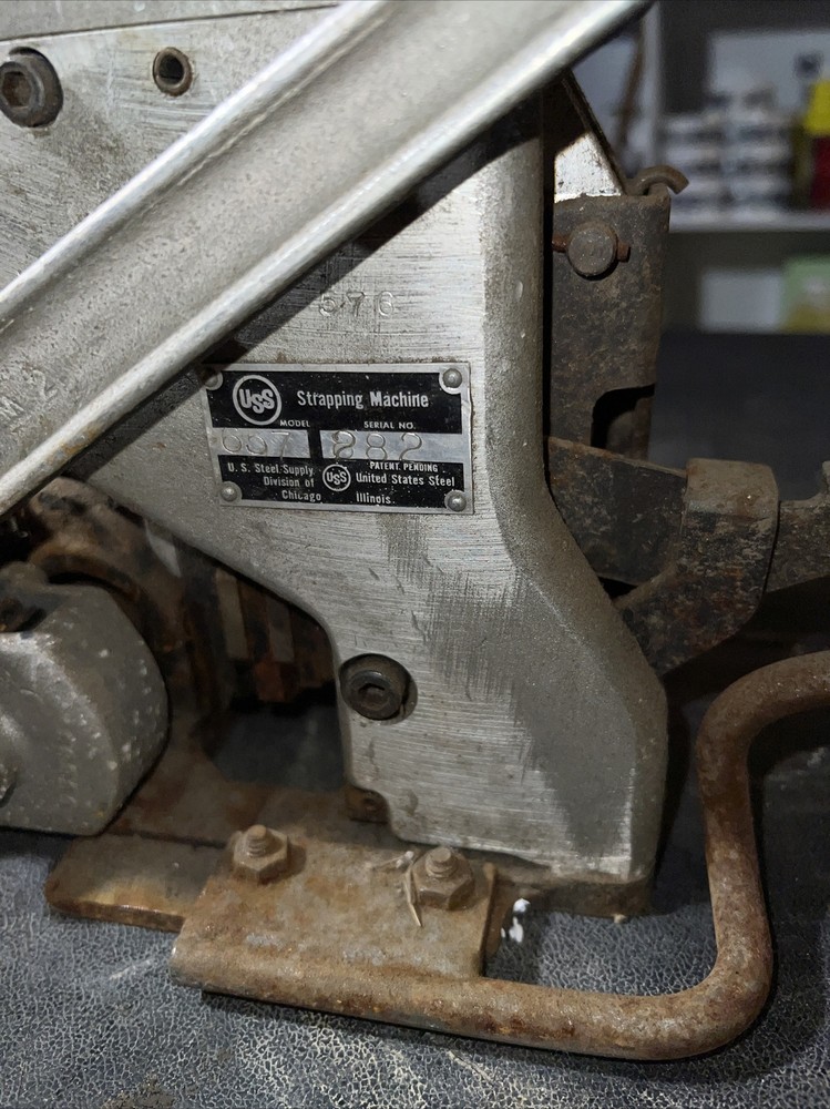 US Steel Supply Strapping Machine Model 657