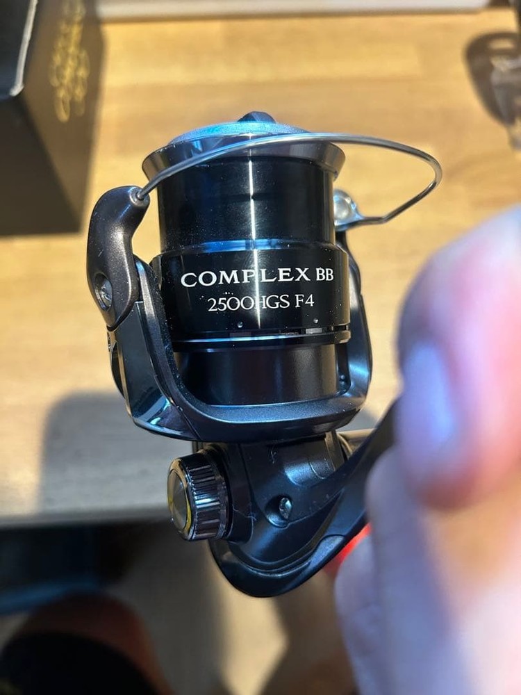 COMPLEX BB 2500HGS F4 Spinning Reel