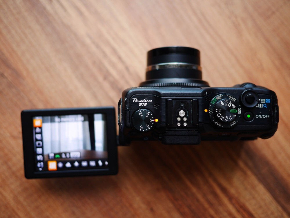 Canon G12 PowerShot Digital Camera 10MP with Battery