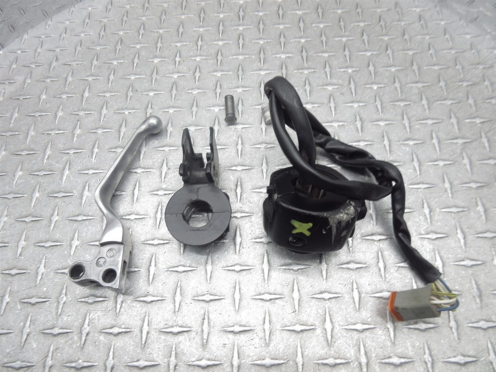 2004 Harley Davidson Fat Boy FLSTFI Left Switch Handlebar Control Clutch Perch