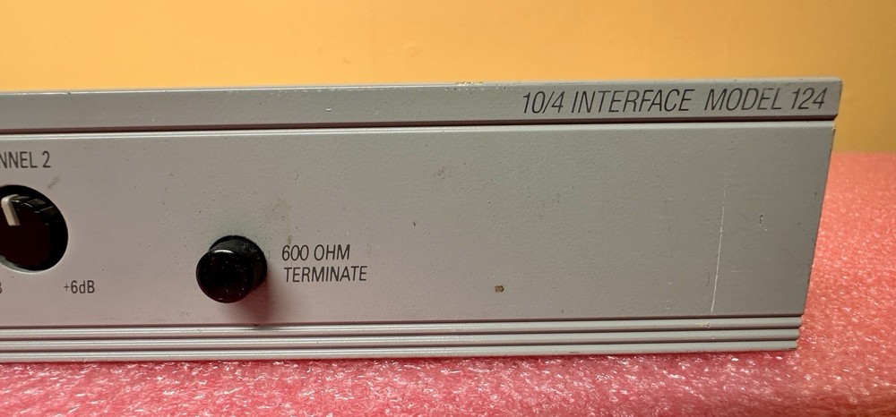 Aphex Model 124 10/4 Audio Level Interface