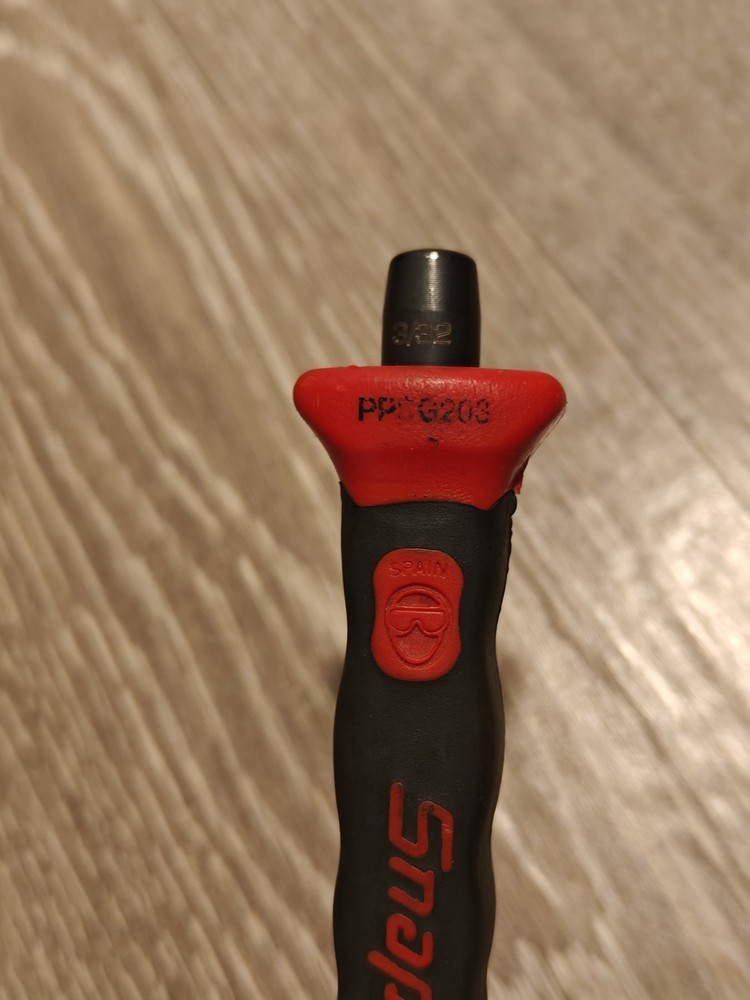 Snap On Tools 3/32 Starter Punch Soft Grip PPSG203 Red