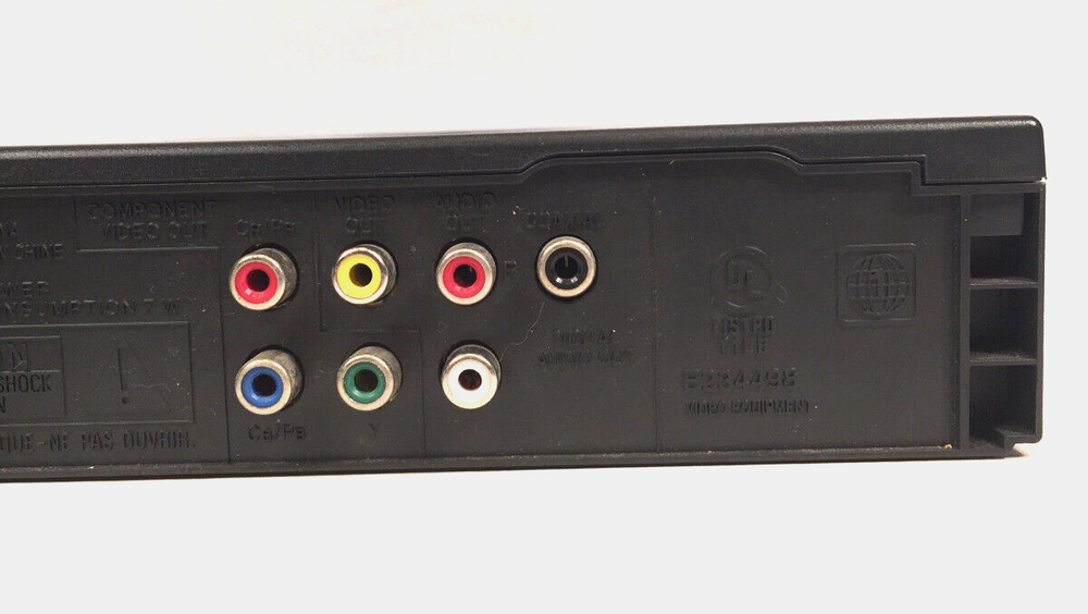 Funai DP100FX4 DVD Video Player Progressive Scan With Remote, AV Cables, Tested