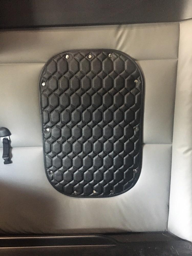Freightliner Cascadia Interior Sleeper Window Curtain Side Wall R+L.