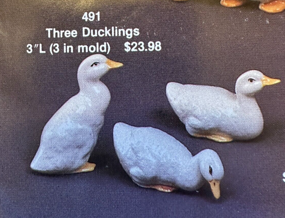 VINTAGE SITTRE CERAMIC MOLD #491 THREE DUCKLINGS 3"L (3)