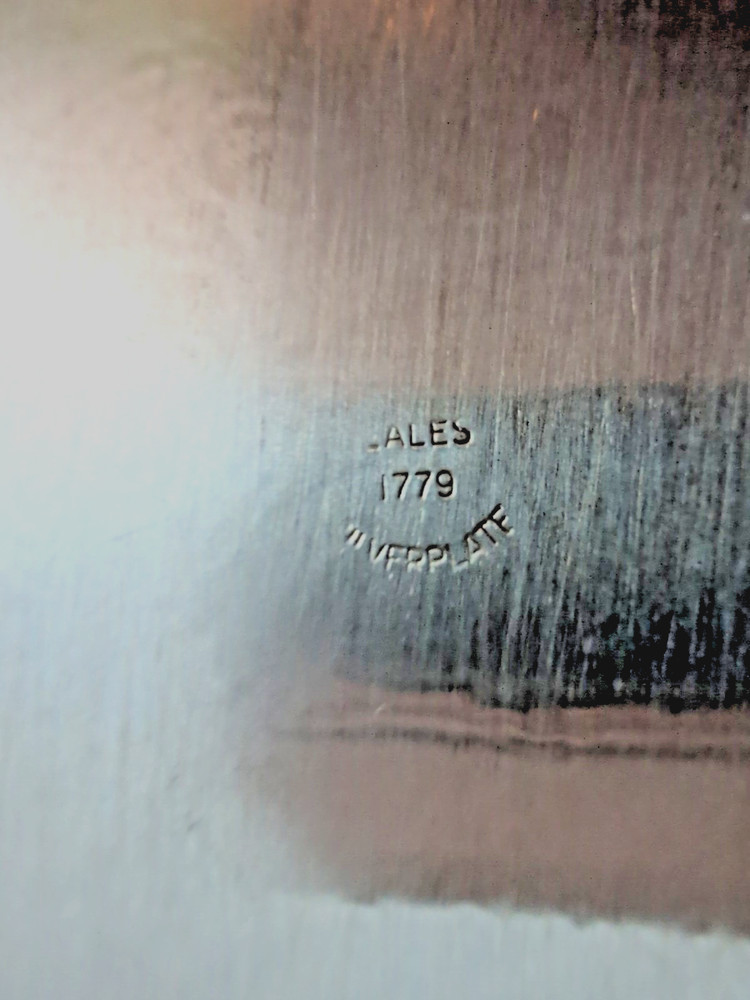 Eales Footed 1779 Silver-plated Decorative Platter