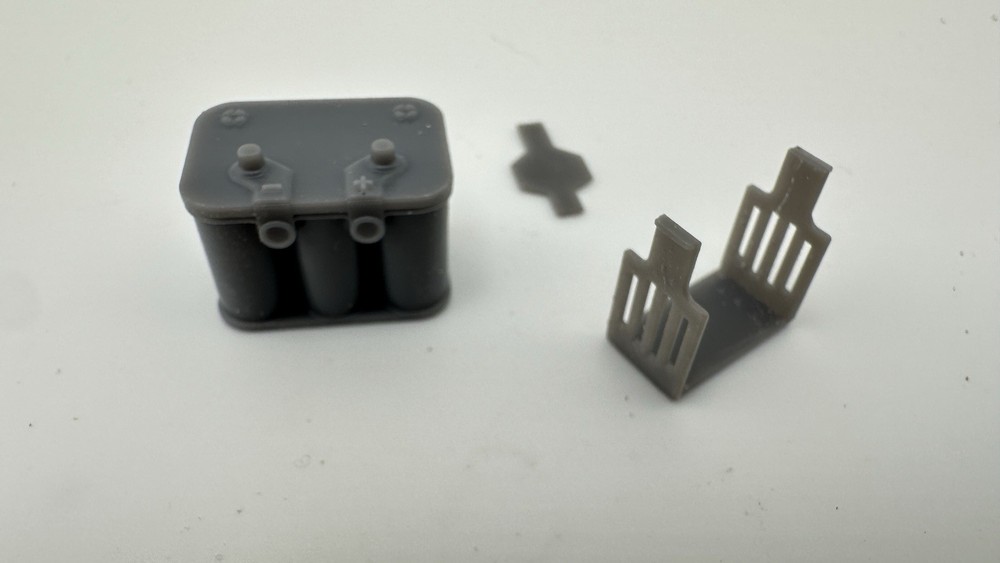 Optima battery with tray