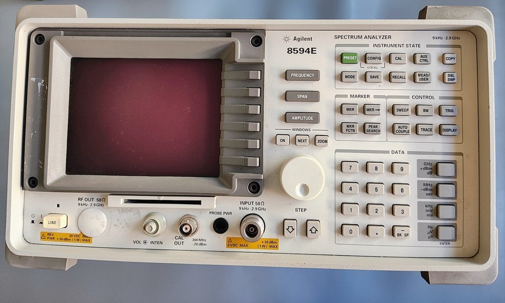 HP 8594E Spectrum Analyzer