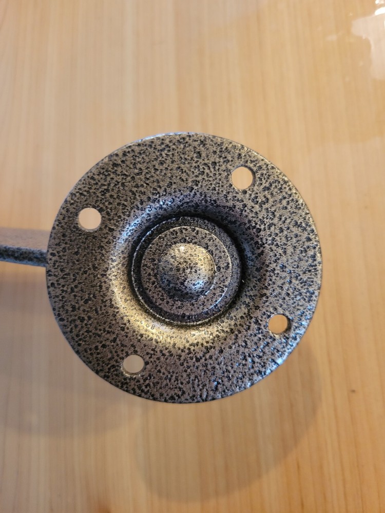 STANLEY Swinging bracket with a swivel rotating mounting plate