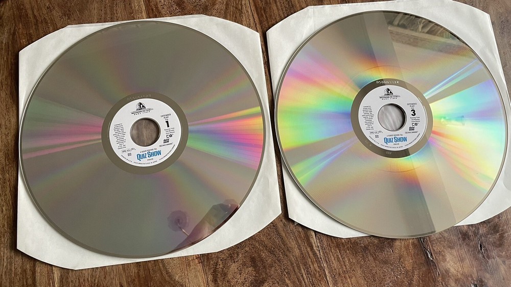 QUIZ SHOW - ROBERT REDFORD MINT LASERDISC (TWO DISCS)