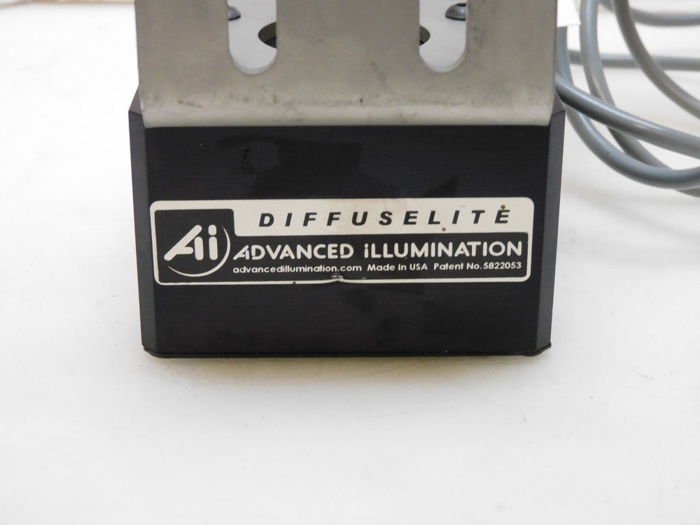 ADVANCED ILLUMINATION DL2230 WHITE DIFFUSELITE W/ MOUNTING BRACKET