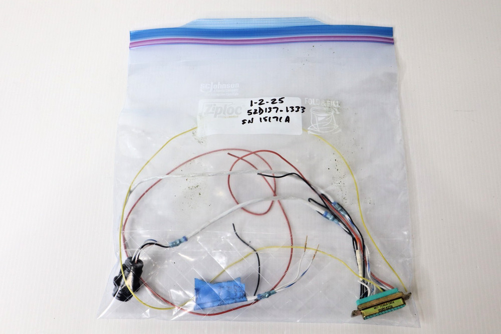 Century Flight Systems 52D137-1333 Indicator Connectors