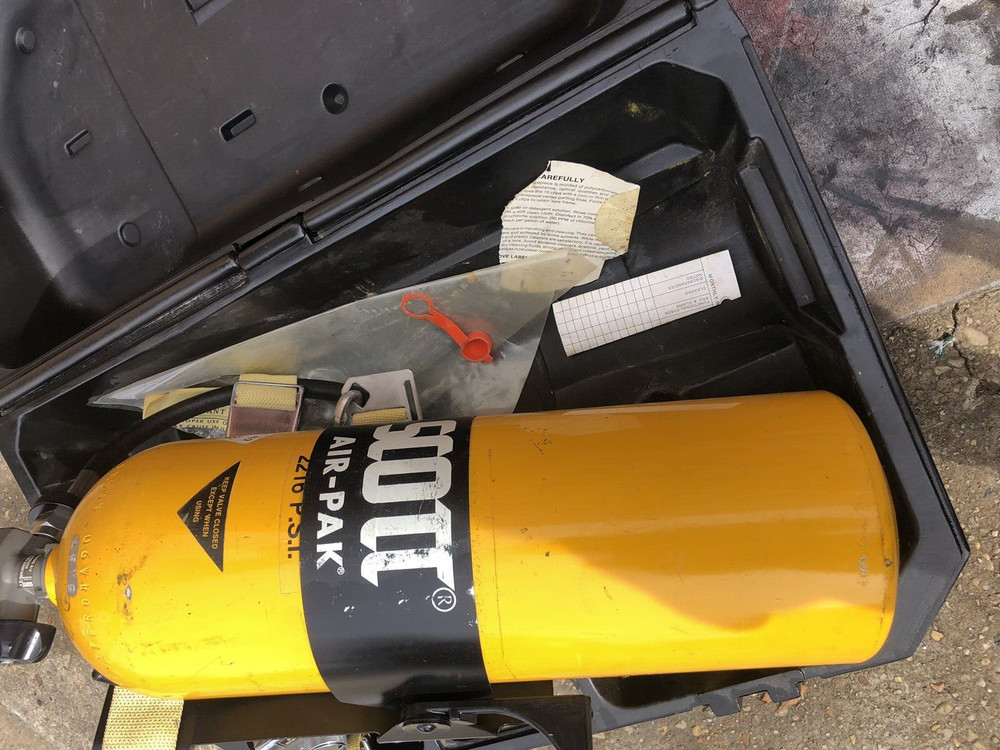 Scott SCBA Industrial Air Pack