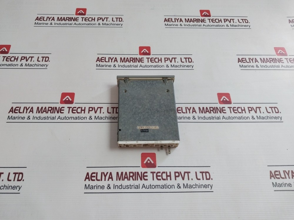 AEG Voltmeter 0-600V 32V