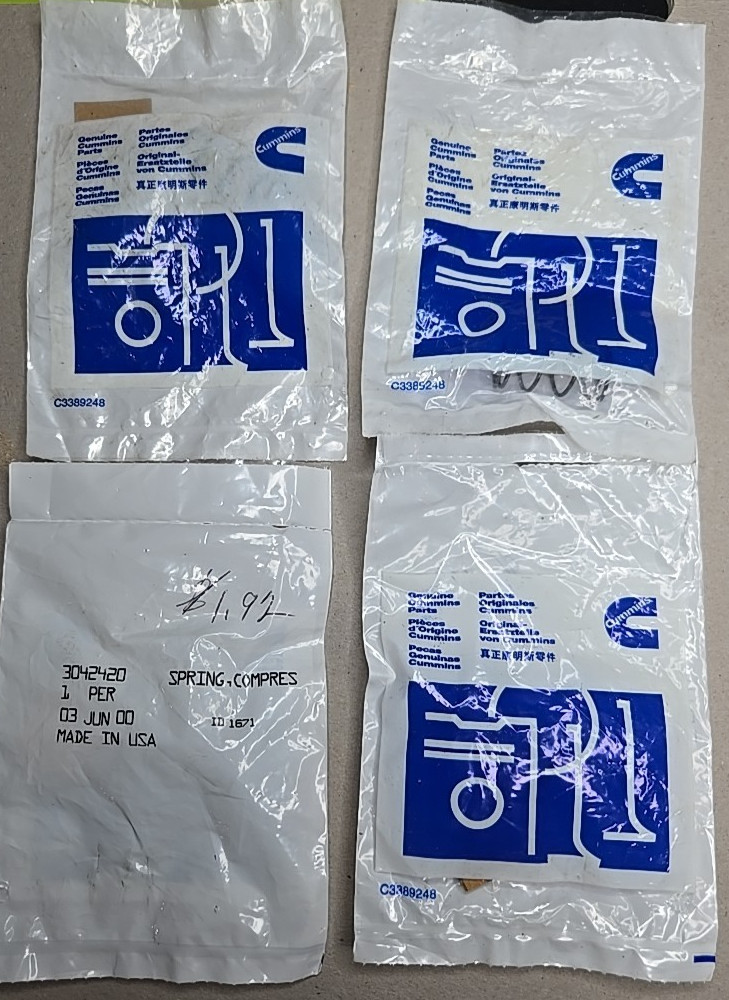 CUMMINS SPRING,COMPRESSION 3042420 (4QTY)