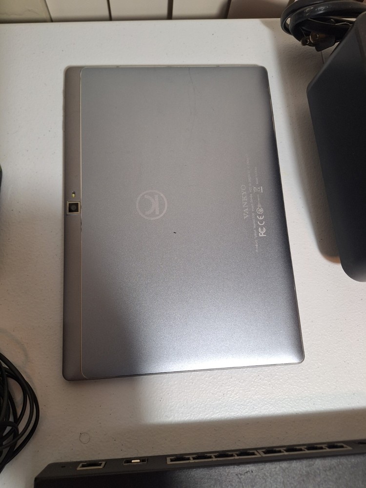 Electronics Lot MIXED items -Untested, Parts Only