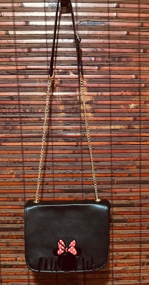 Crossbody Minnie Mouse bag