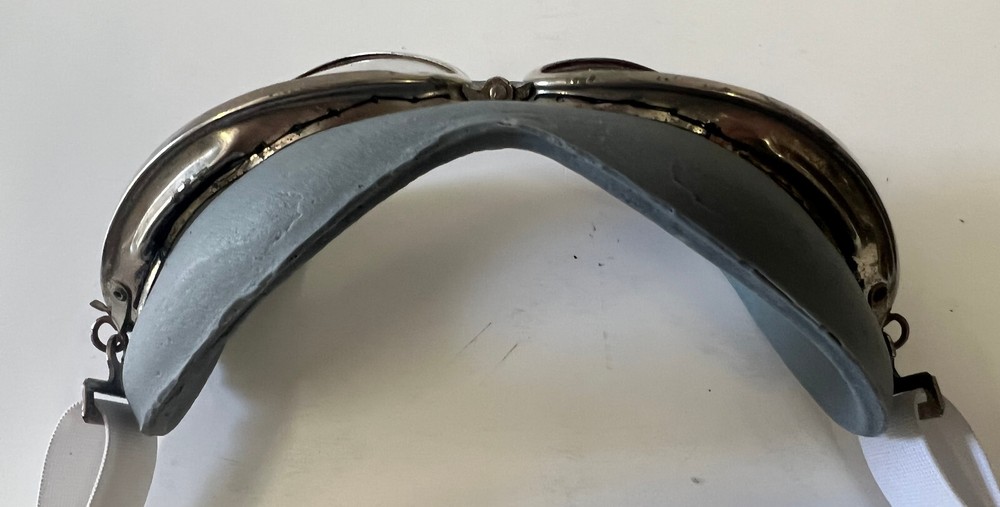 SEESALL FLYING GOGGLES - EXCELLENT