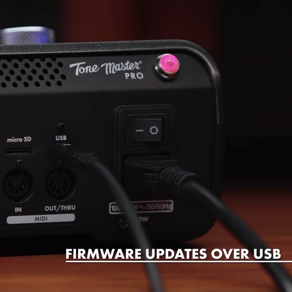 Fender Tone Master Pro Multi Effects Guitar Pedal Workstation with Cable Bundle