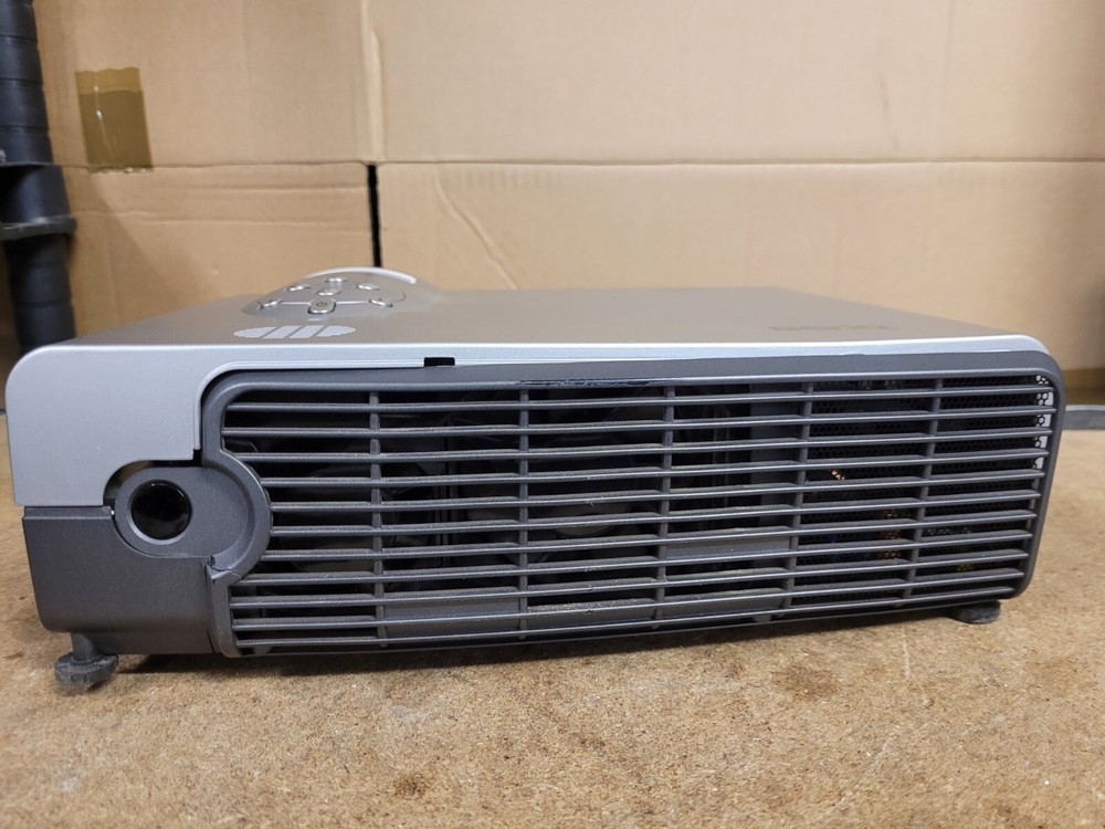 Benq DS660 Projector Faulty