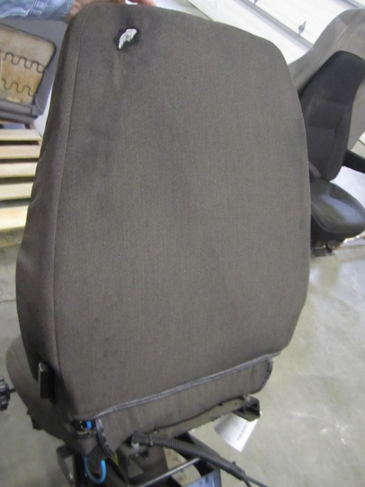 Replaces 2002 MACK CH612 FRONT SEAT , MD