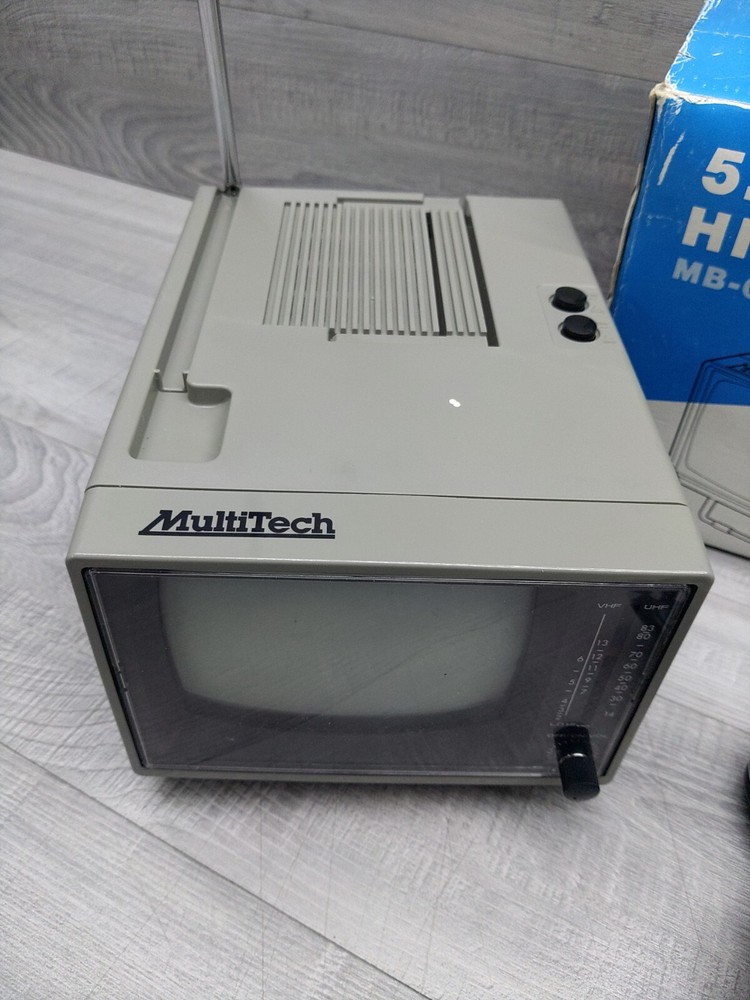 MultiTech 5.5" B/W Portable HI-TECH TELEVISION MB-0505, Cords, Box, Styrofoam.