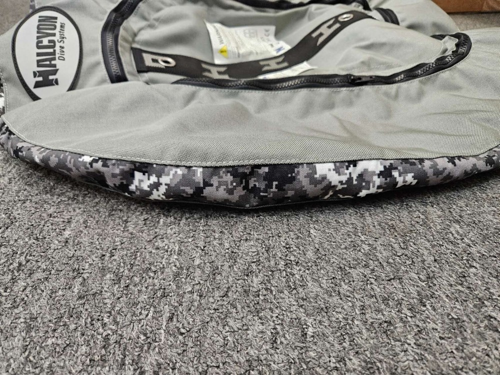 HALCYON Evolve 40-lb wing, Custom Color