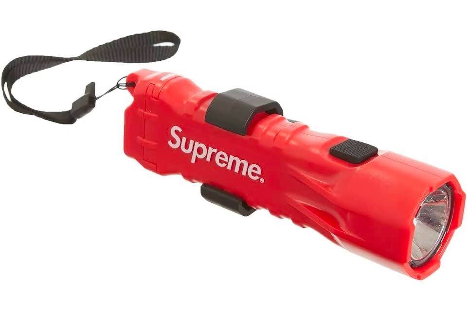 Supreme Pelican 3310PL Flashlight Red