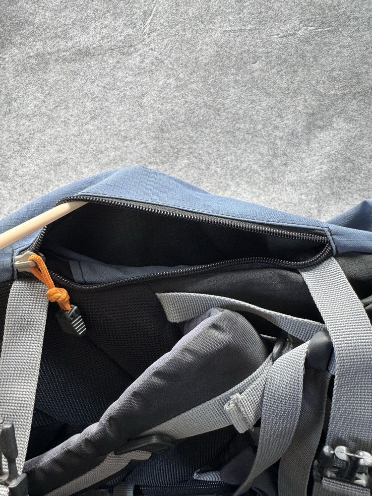 Jansport Hiking Cascade 60 Internal Frame