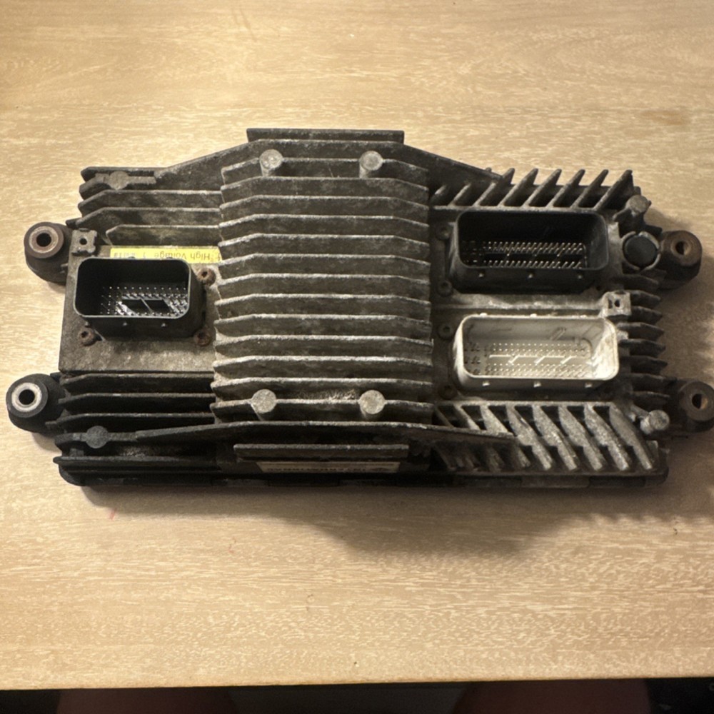 International 1881708C92 SID903 ECM Engine Control Module 5WS40500/04 – Core