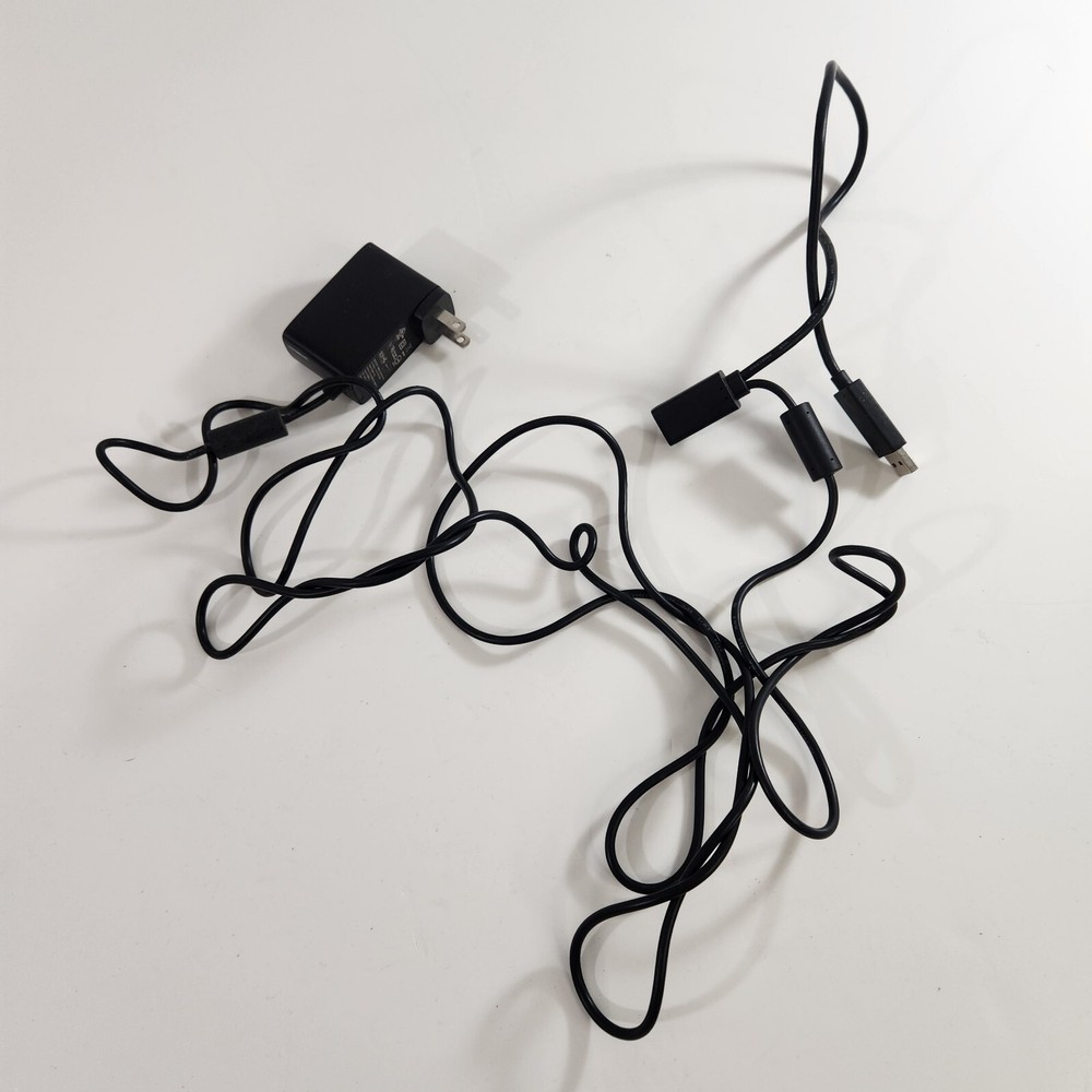 Xbox 360 Kinect Microsoft Model 1414 Motion Sensing Gaming Controller Untested