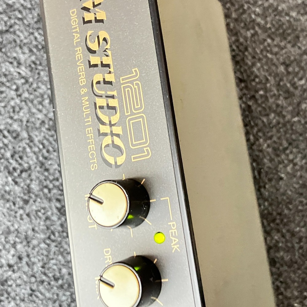 ZOOM STUDIO 1201 Digital Reverb & Multi Effects Processor