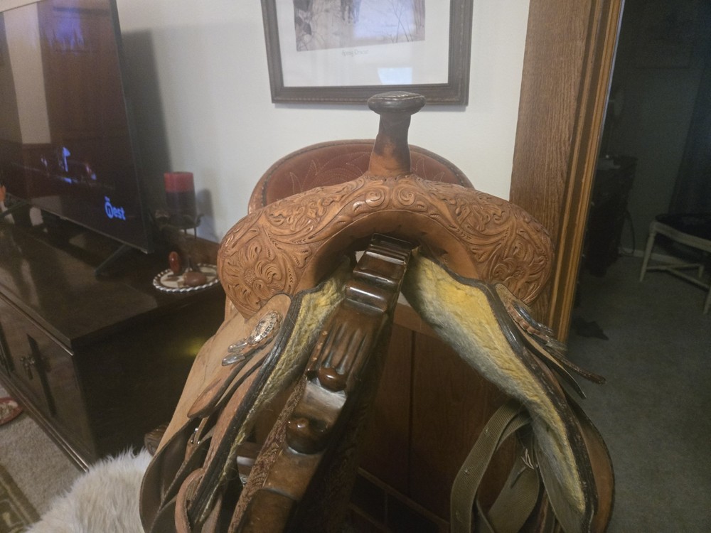 A Beautiful MARTHA JOSEY BARREL SADDLE