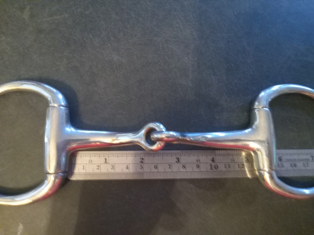 used eggbutt snaffle bit mouth 5 in