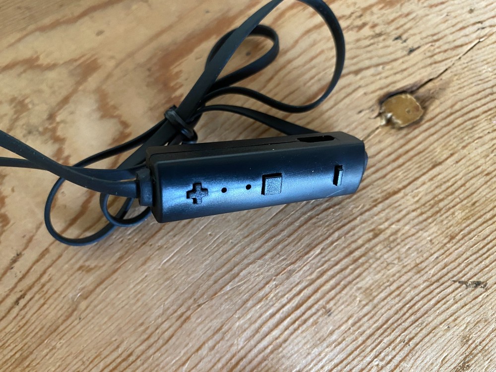 Perrelet - Headphones With Case