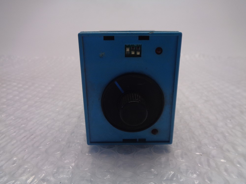 IDEC RTE-PN1 ELECTRONIC TIMER (AS PICTURED) UNMP