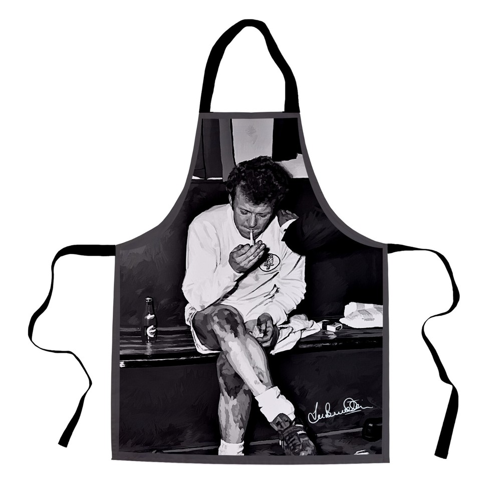 Leeds - Lee Buccilli - Bremner - Smoking - Apron