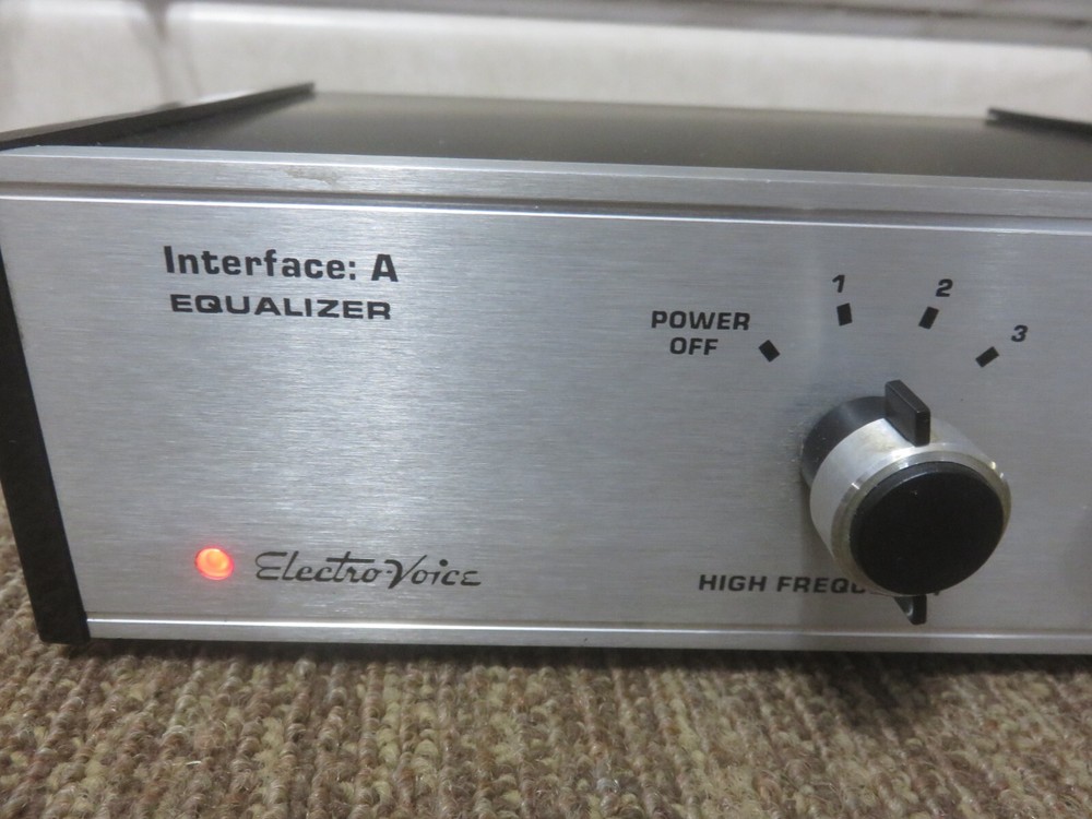 ELECTROVOICE INTERFACE A EQUALIZER STILL IN FACTORY BOX