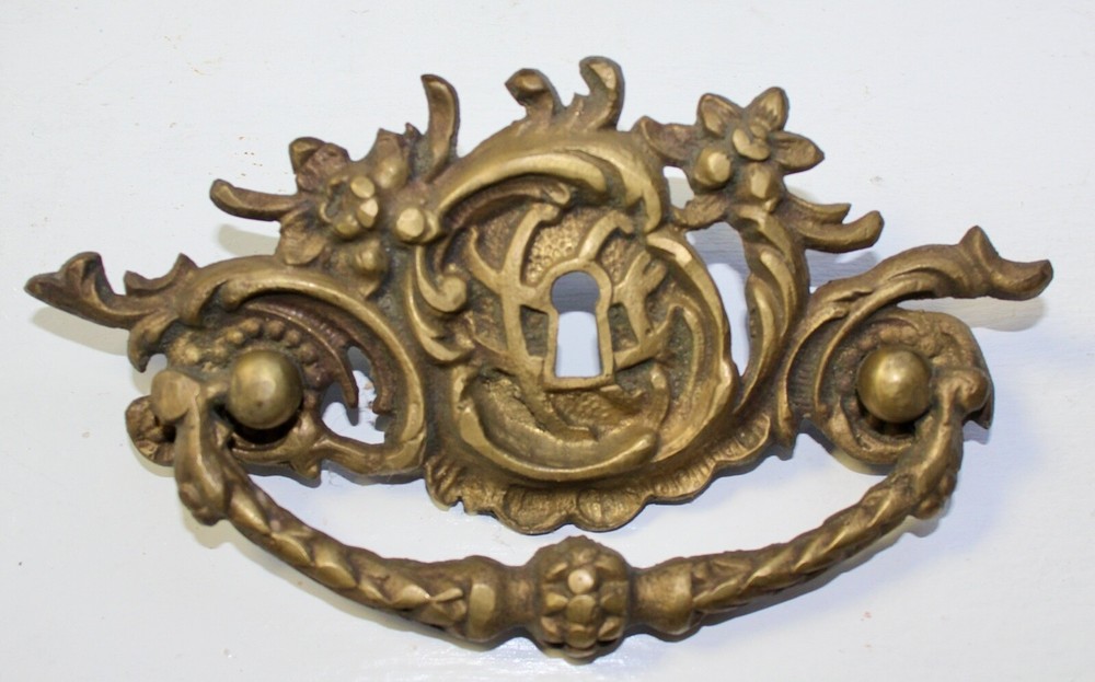 ANTIQUE FRENCH CAST BRONZE DRAWER PULL HANDLE ARCHITECTURAL HARDWARE