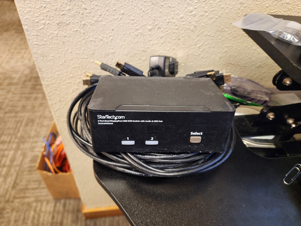 StarTech SV231DPDDUA2 2 Port KVM Switch Box with Cables