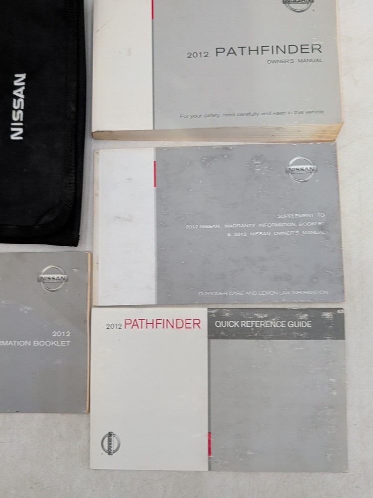 2012 Nissan Pathfinder Owners Operators Manual W/ Quick Reference Guide & Case