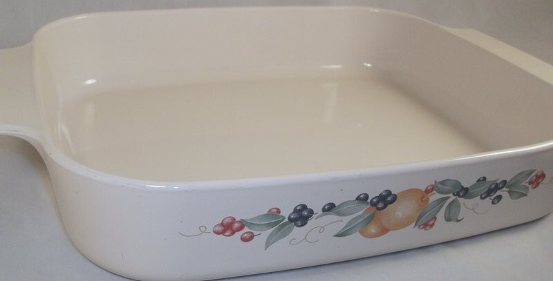 Corning Abundance Rectangular Lasagna Baker Cream Color