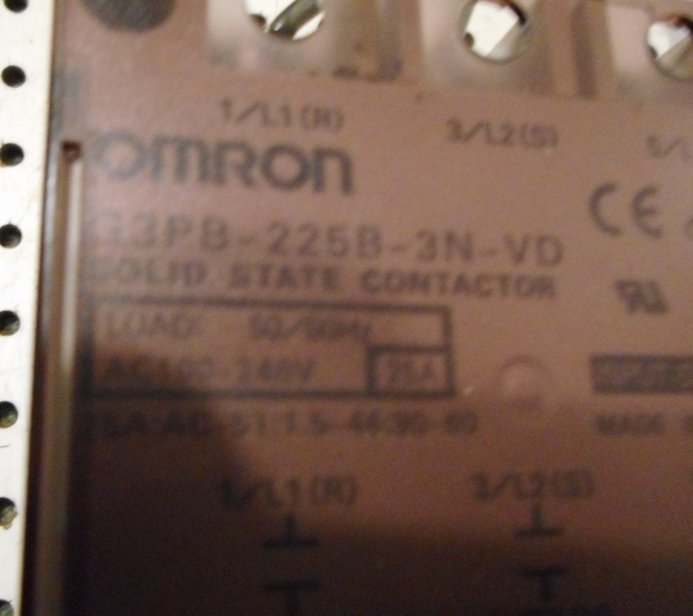 USED OMRON G3PB-225B-3N-VD SOLID STATE CONTACTOR