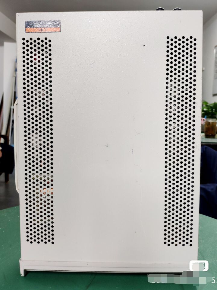 Used ADVANTEST R6144 Programmable DC Voltage And Current Generator