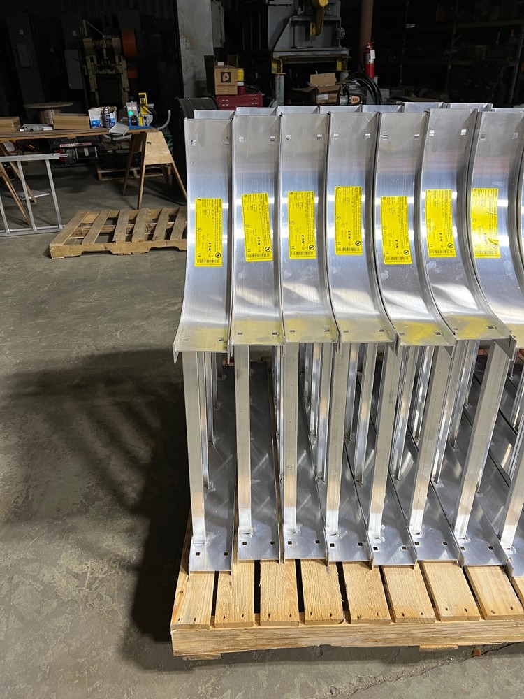 Eaton b-line 4a-24-09-ht12