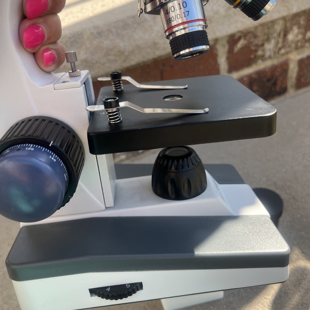 Am Scope Microscope With Case Of Starter Slides
