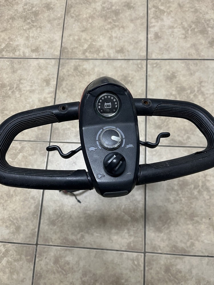 Steering Handlebar For A Pride Jazzy Zero Turn Mobility Scooter Cmd36 WITH KEY