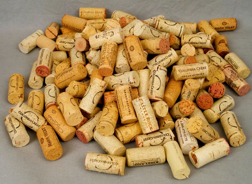 Used Wine Corks Variety of 195 use for crafts,  EUC